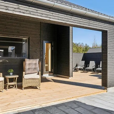 Villavilla 962 - Marielyst, Lollandfalstermon
